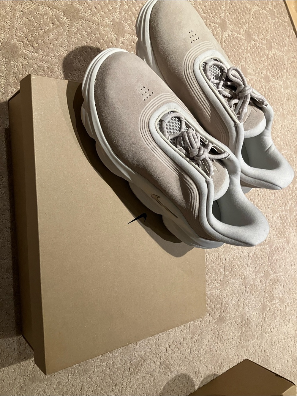 Nike Men’s Slip-On Sneakers in Light Beige and White